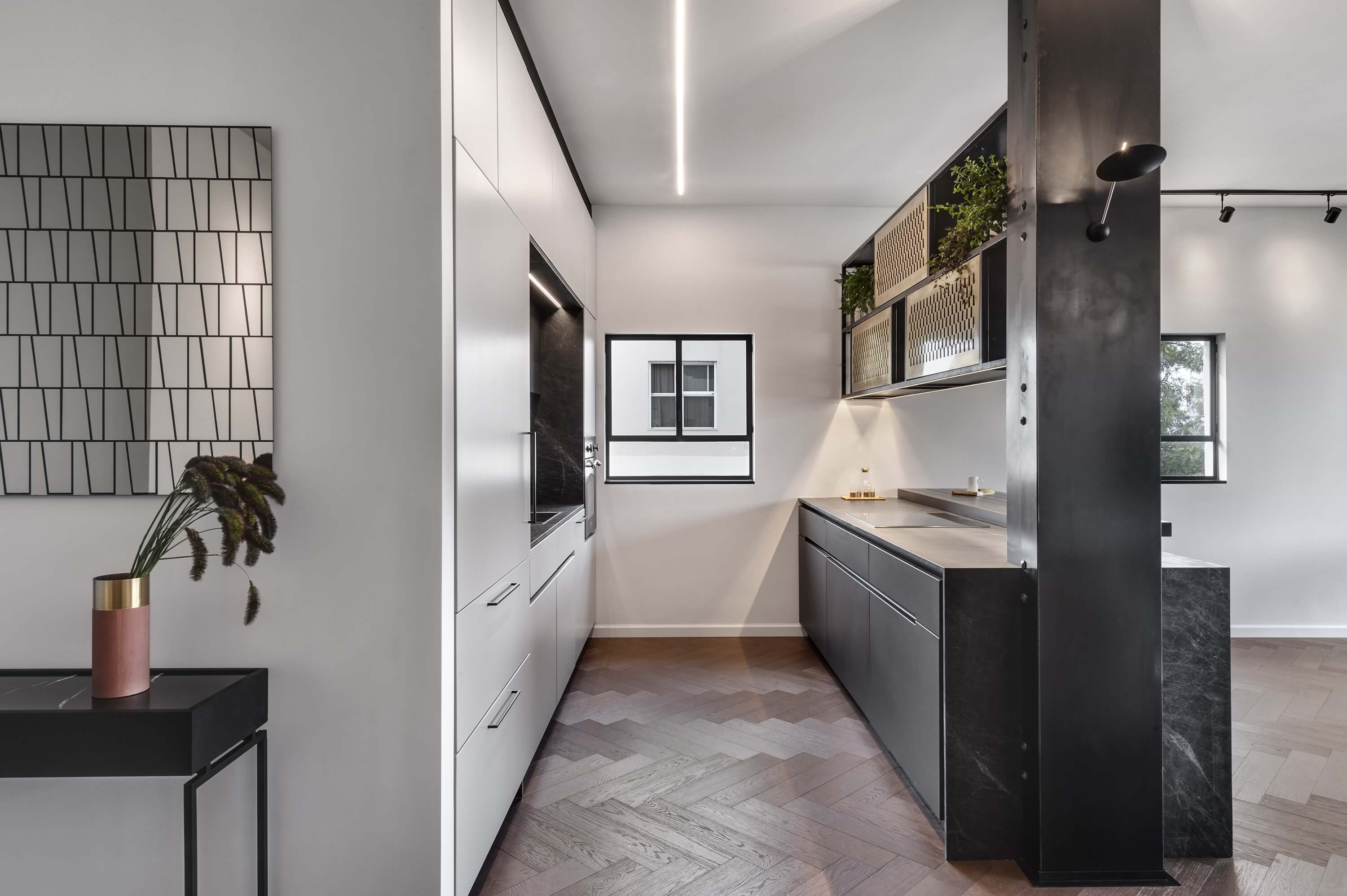 Wooden floors Villa Paola Herringbone 90 in a herringbone pattern