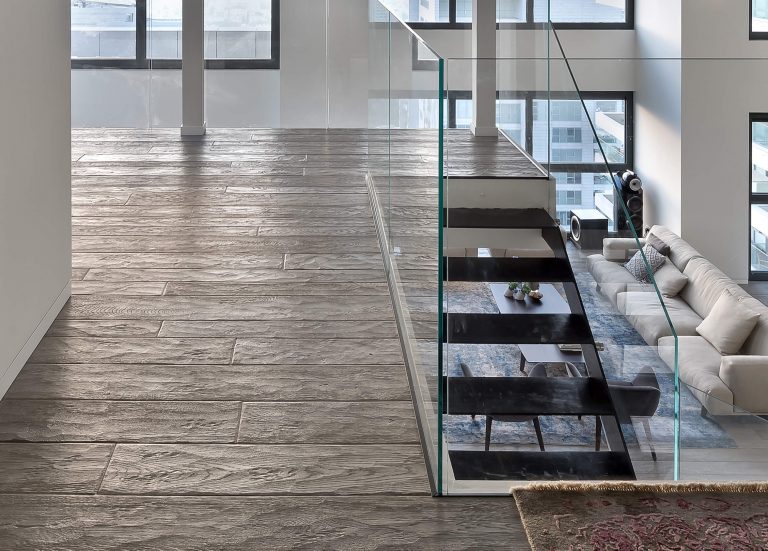 Wooden planks Opera Prima